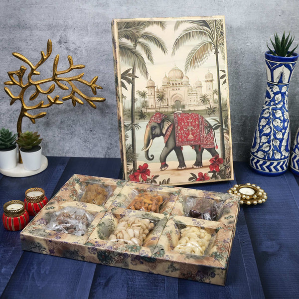 Mughal Heritage Diwali Hamper with 6-Compartment Dry Fruits.