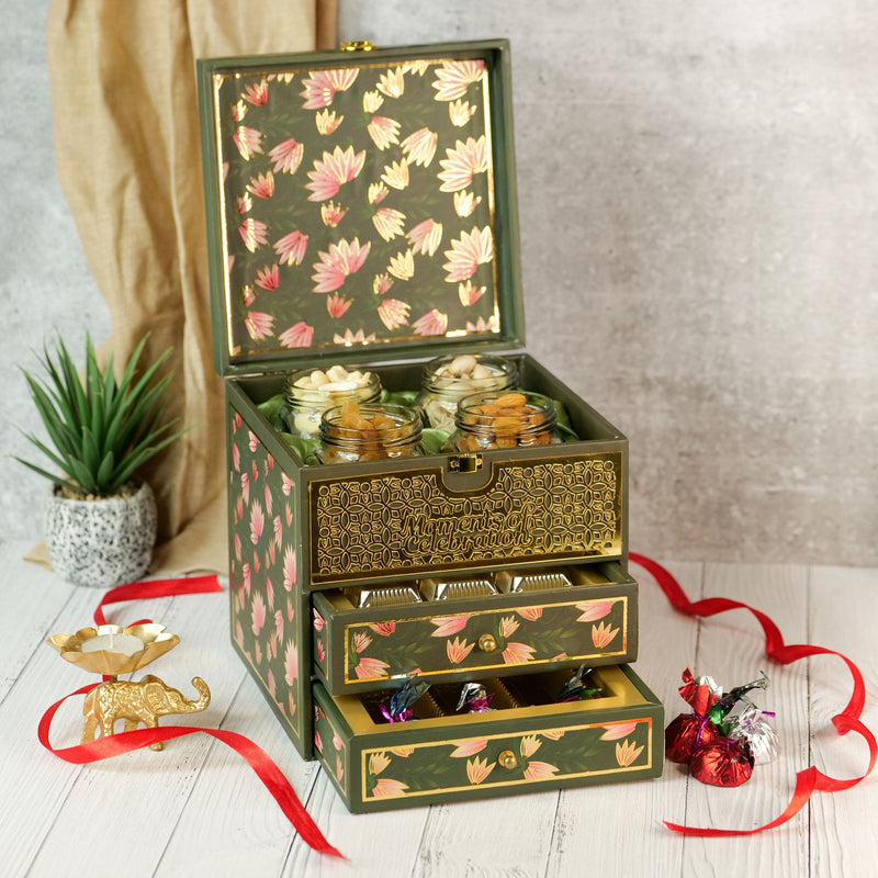 Royal Floral Diwali Hamper with Premium Dry Fruits & Chocolate Delights